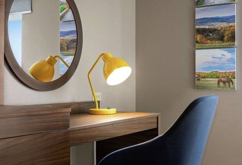 스탠다드 룸, Hampton Inn & Suites Frederick Fort Detrick