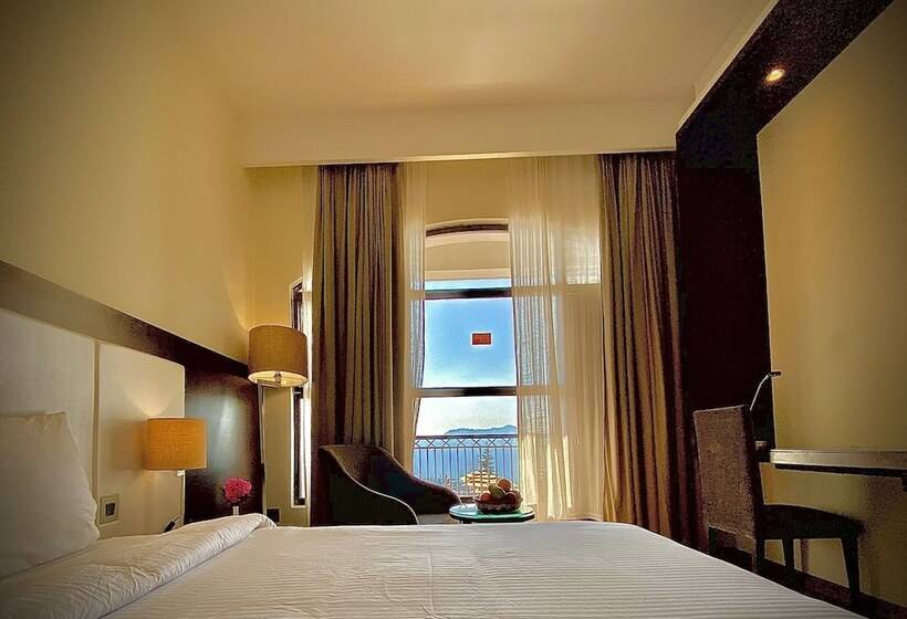 패밀리 스위트, Marigold Sarovar Portico Shimla