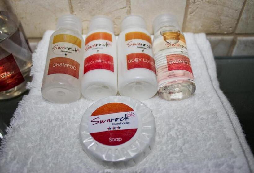 اتاق استاندارد, Sunrock Guesthouse
