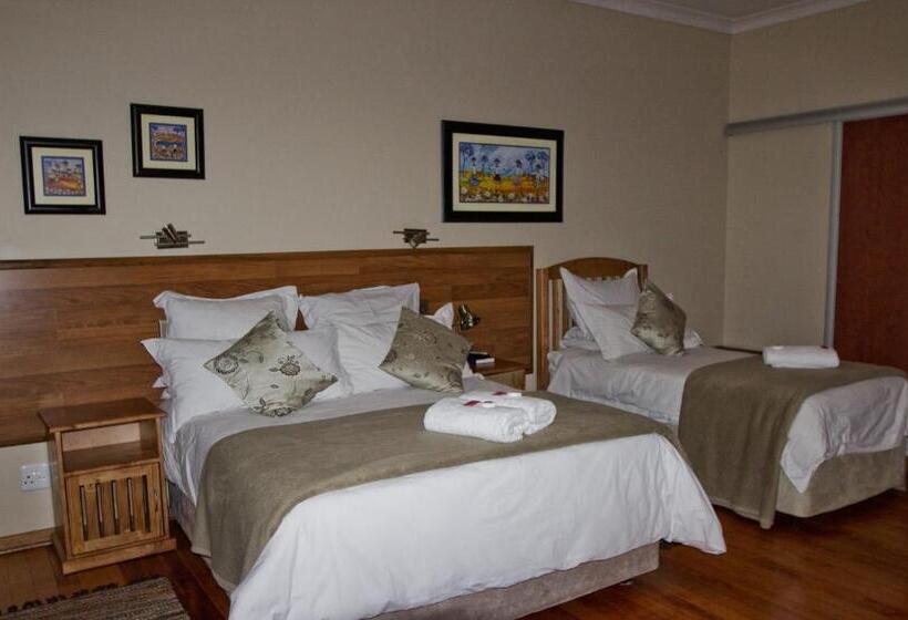 سوییت خانوادگی, Sunrock Guesthouse