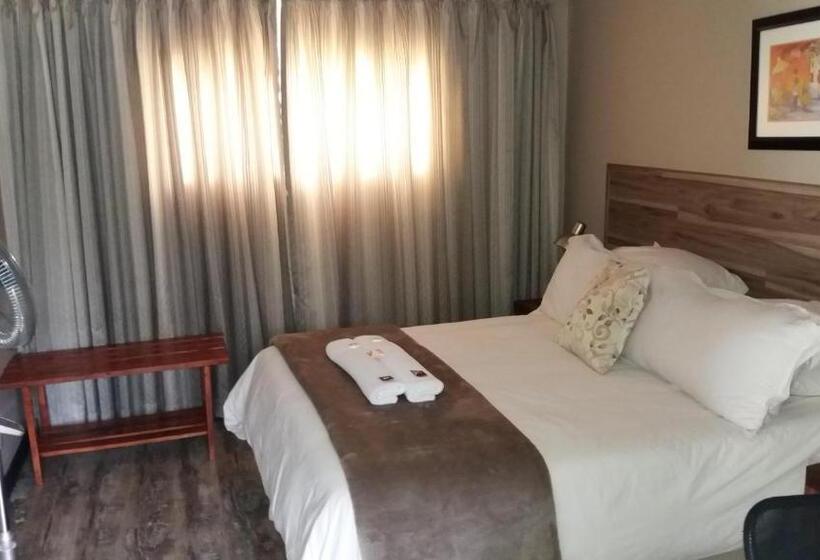 سوئیت 2 خوابه, Sunrock Guesthouse