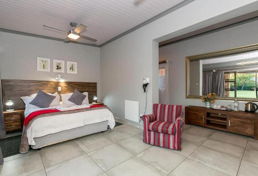 سوییت خانوادگی, Sunrock Guesthouse
