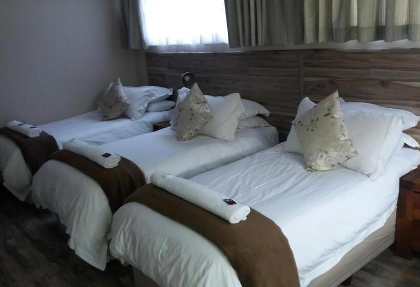 سوئیت 2 خوابه, Sunrock Guesthouse
