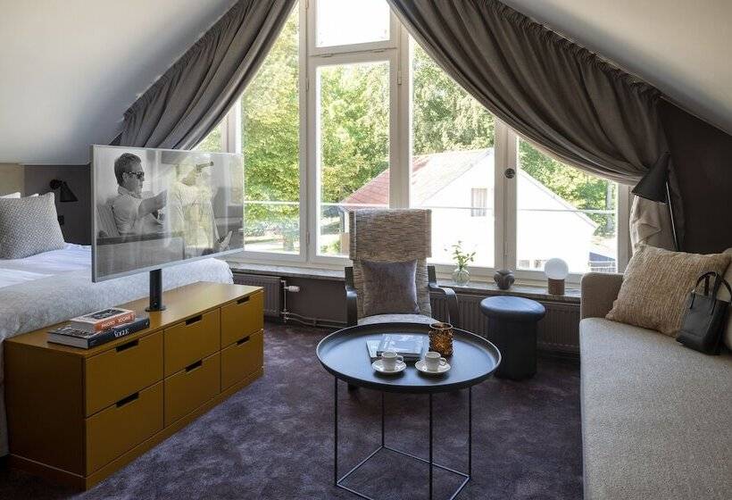 Полулюкс, Villa Lovik