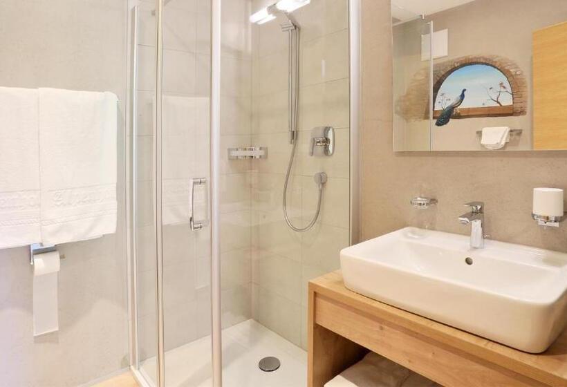 Номер Стандарт Трехместный, Pension Alpenhof B&b