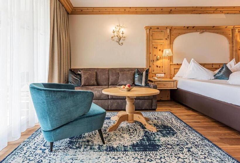 Люкс с Балконом, Quellenhof Luxury Resort Passeier