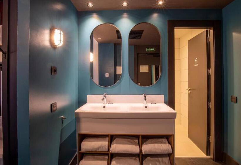 اتاق پنت هاوس, The Central House Madrid Lavapiés