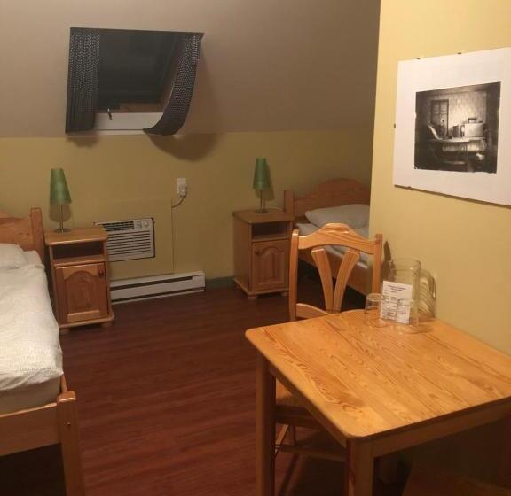 Номер Стандарт, Crowsnest Vineyards Guesthouse
