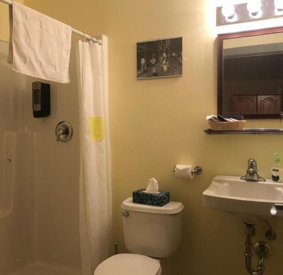 Номер Стандарт, Crowsnest Vineyards Guesthouse
