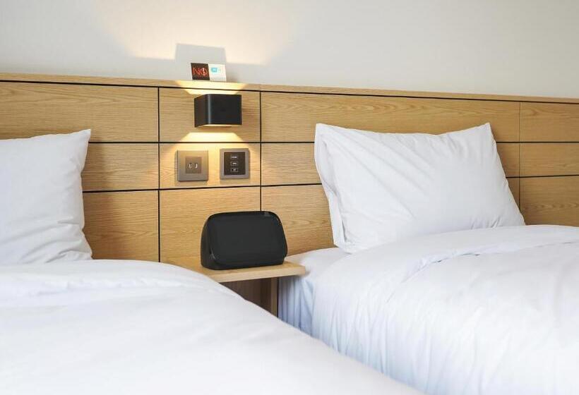 Quarto Estandar Vista Montanha, Henn Na Hotel Seoul Myeongdong