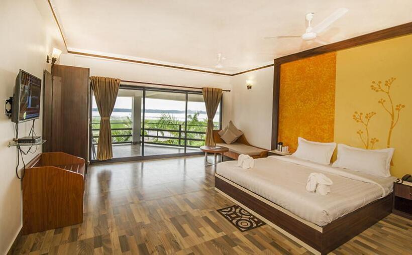 Номер Deluxe, Sonar Bangla Kolaghat