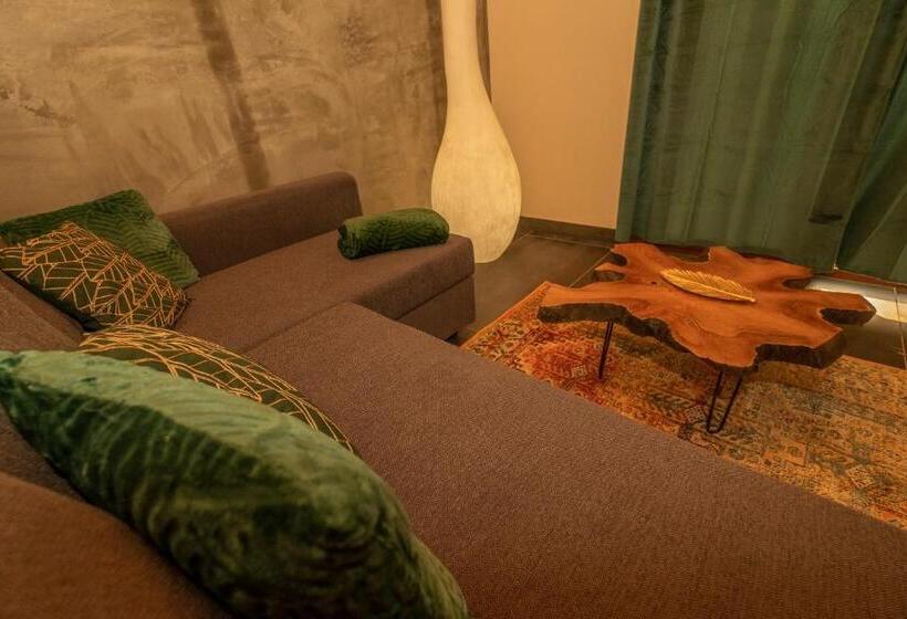 Четырехместный Номер Стандарт Вид на Сад, Riva Del Sol Beach Resort
