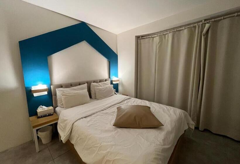 Habitació Deluxe, Yaja Hwajeong Station
