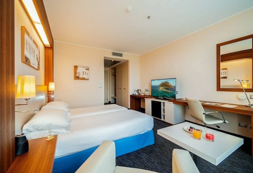 Номер Стандарт, Delta Hotels By Marriott Olbia Sardinia