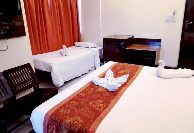 Трехместный Номер Deluxe, Nahargarh Haveli