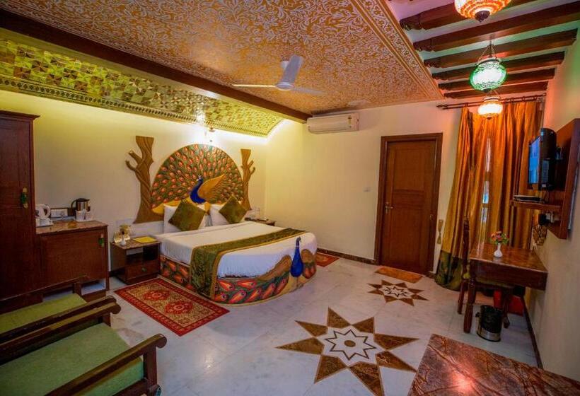 Номер Deluxe, Nahargarh Haveli