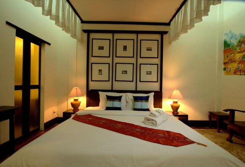 اتاق لوکس, Rainforest Chiangmai