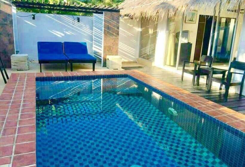 ویلای لوکس 1 خوابه, Lawana Escape