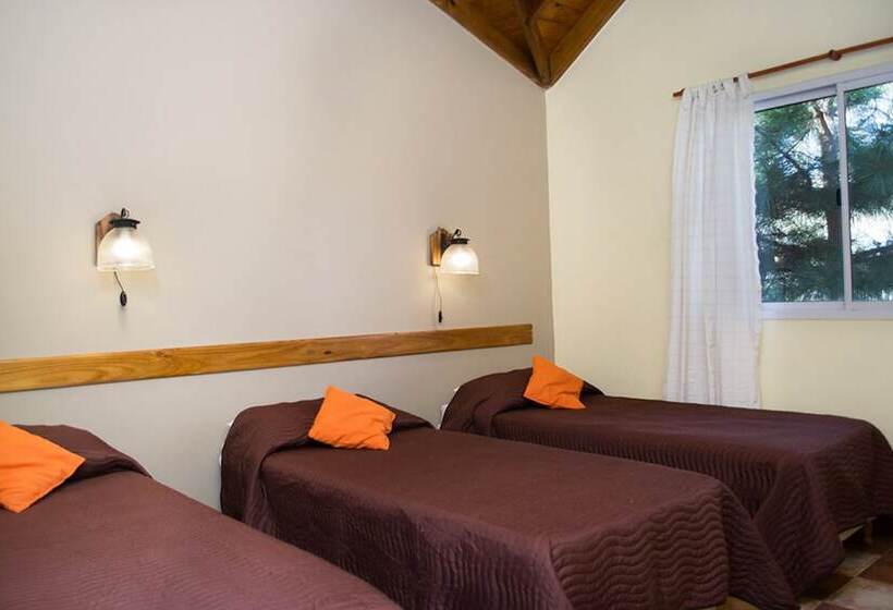 اتاق استاندارد سه نفره, Hostel Inn Calafate