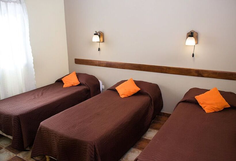اتاق استاندارد سه نفره, Hostel Inn Calafate