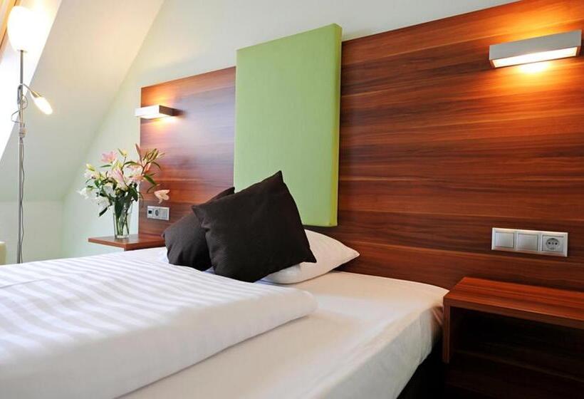 Номер Стандарт Индивидуальный, Achat Hotel Budapest