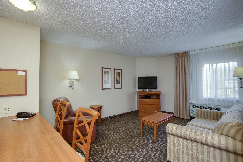 سوئیت با تخت بزرگ, Candlewood Suites Richmond Airport, An Ihg