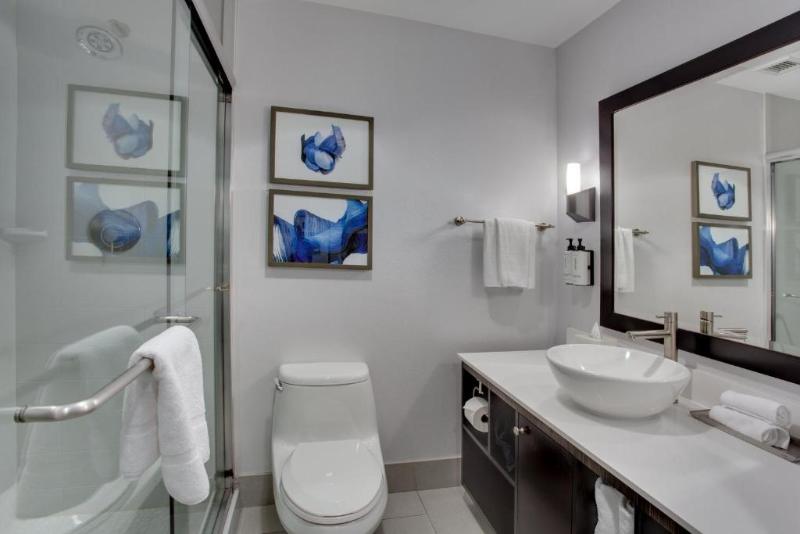 身障者適用スタンダードルーム, Crowne Plaza Hotel & Resorts Fort Lauderdale Airport/ Cruise, An Ihg
