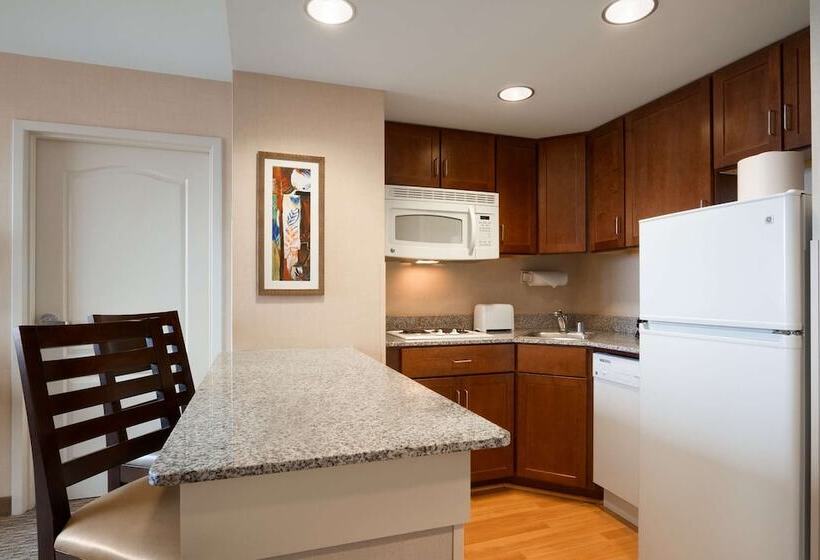 スイート, Homewood Suites By Hilton Baltimore Inner Harbor