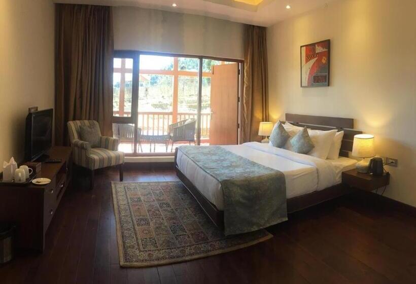 Вилла 3 Спальни, Solang Valley Resort