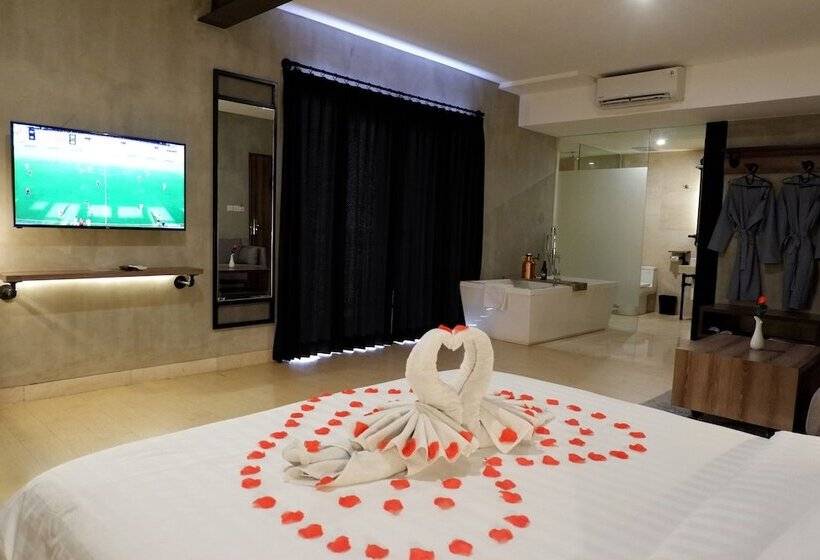디럭스 룸, Stark Boutique Hotel And Spa