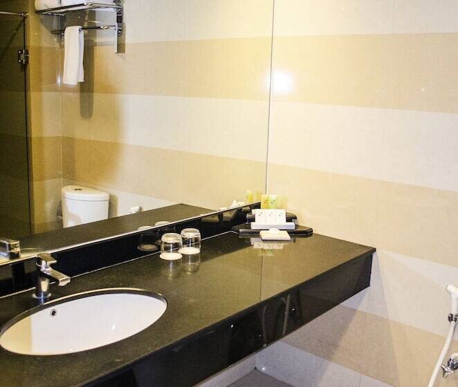 اتاق لوکس, Swiss Belhotel Maleosan Manado