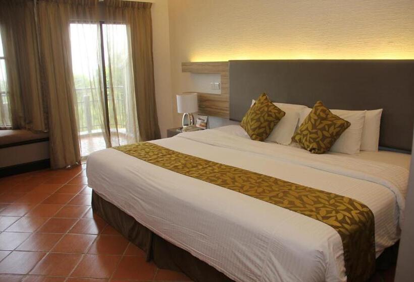 Quarto Deluxe Cama King, Thistle Port Dickson