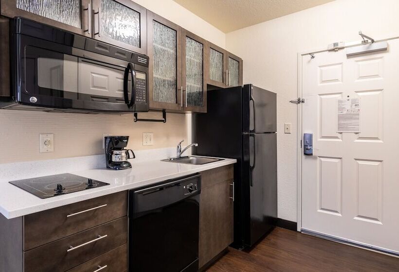 스위트, Candlewood Suites Portland Airport, An Ihg