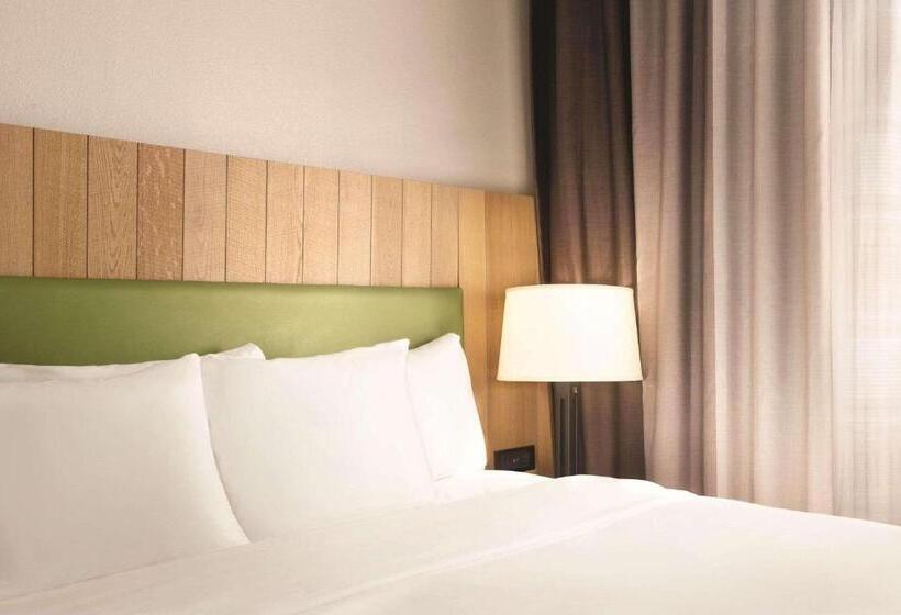 带大床的套房, Country Inn & Suites By Radisson, Bradenton Lakewood Ranch, Fl