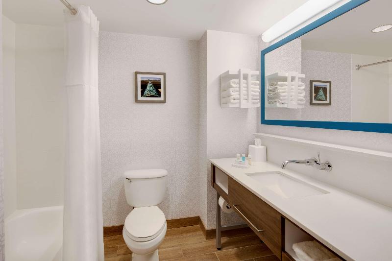 장애인을 위한 스위트, Hampton Inn & Suites St. Augustine Vilano Beach