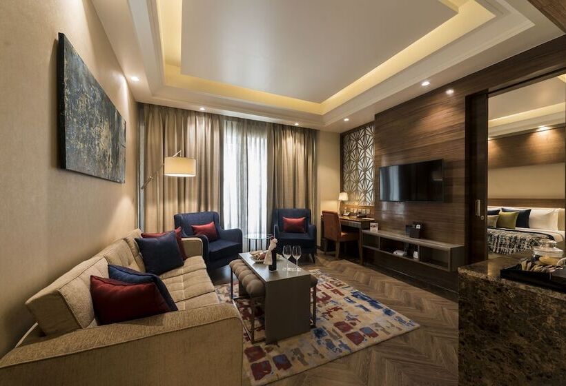 سوییت اجرایی, Ramada Gurgaon Central