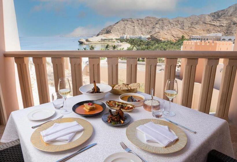 اتاق لوکس با تخت بزرگ, Shangri La Al Husn, Muscat - Adults Only Resort