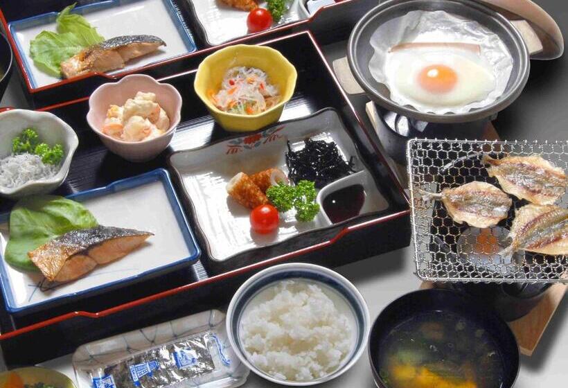 اتاق استاندارد چهار تخته, Takasago