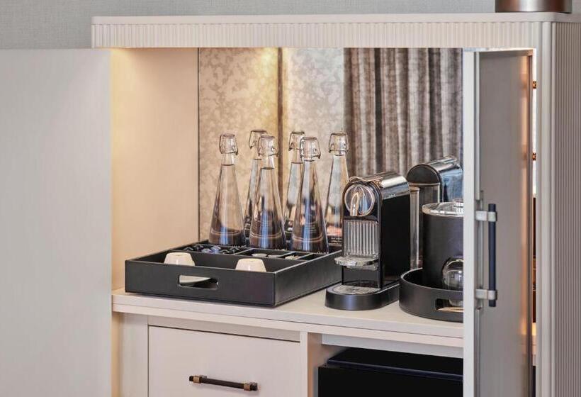 Standaardkamer met Kingsize Bed Aangepast voor Gehandicapten, The Ritz Carlton, Lake Tahoe