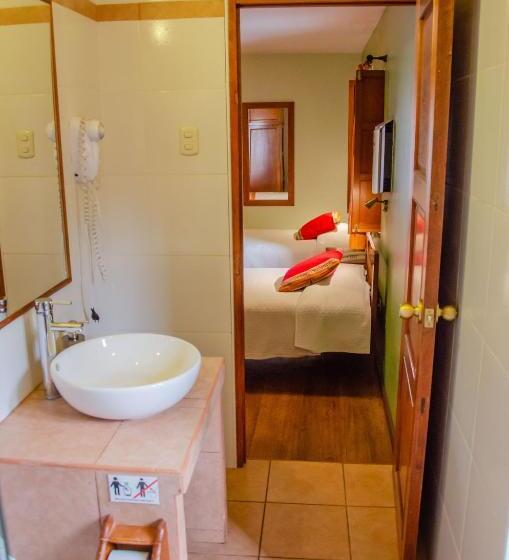 اتاق استاندارد سه تخته با چشم‌انداز باغ, Eco Hotel Pension Alemana