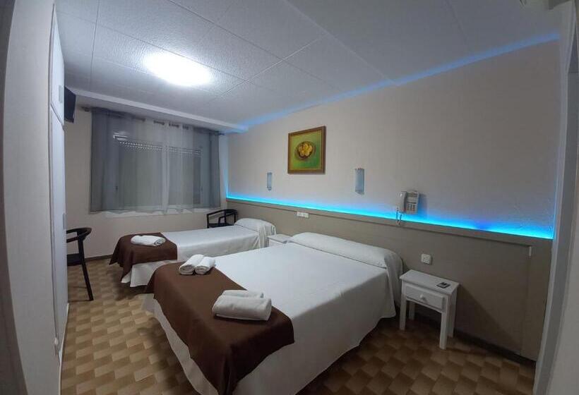 Номер Стандарт, Hostal Sant Bernat