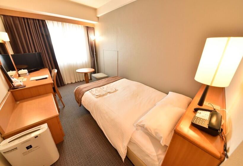 اتاق اکونومی, Okayama Koraku