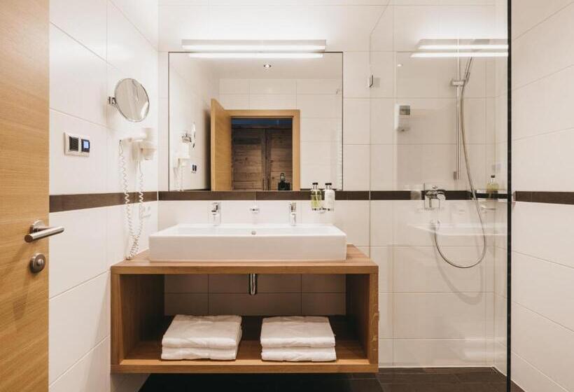 Номер Deluxe, Vaya Zillertal
