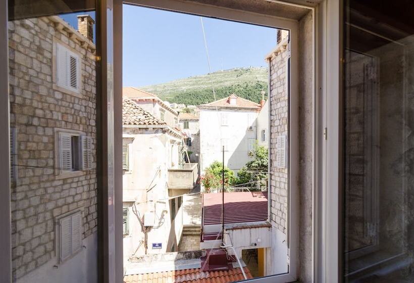 اتاق استاندارد با چشم‌انداز دریا, Eddie's Sea View Rooms Old Town