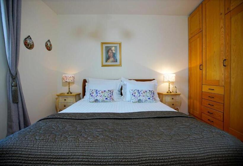 带阳台两卧公寓, Boutique Guest Accommodation Zephyrus