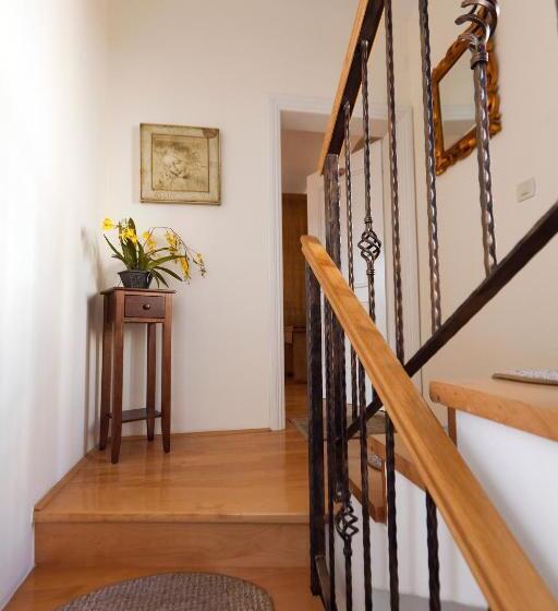 带1个卧室的带阳台的公寓, Boutique Guest Accommodation Zephyrus
