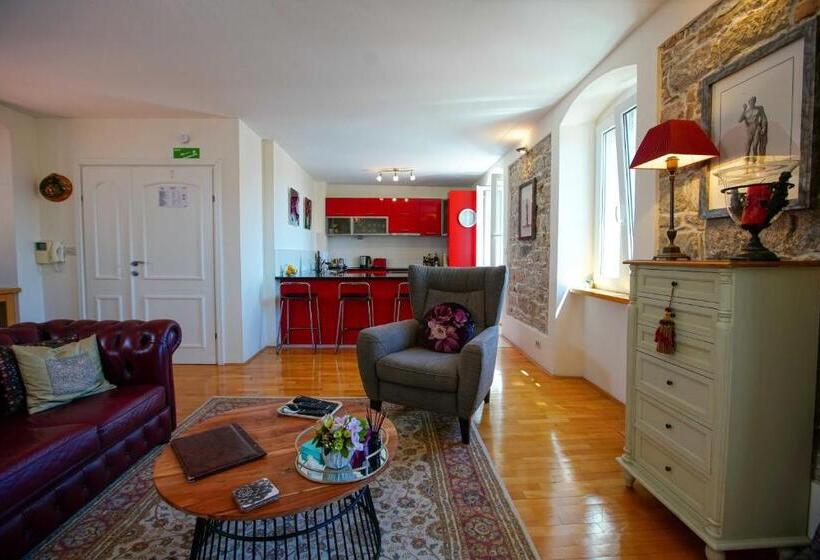 带1个卧室的带阳台的公寓, Boutique Guest Accommodation Zephyrus