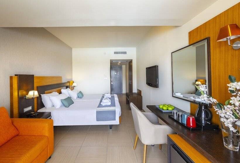 Standardzimmer mit Poolblick, Leonardo Kolymbia Resort Rhodes