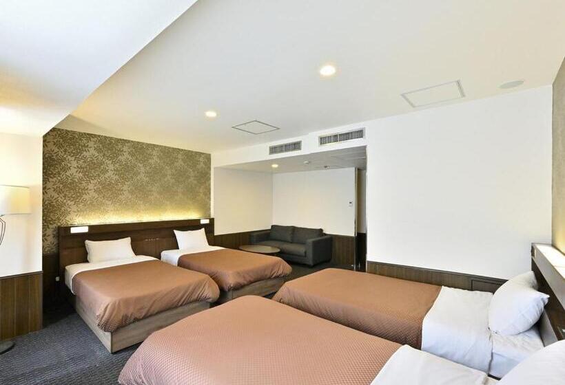 اتاق استاندارد چهار تخته, Sun Okinawa