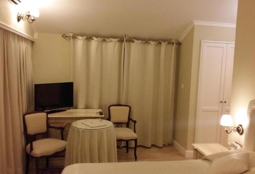 اتاق استاندارد با بالکن, Villa Triana Adults Only